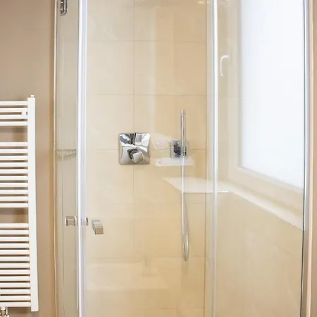 Luxus-penthouse Im Zentrum Lejlighed